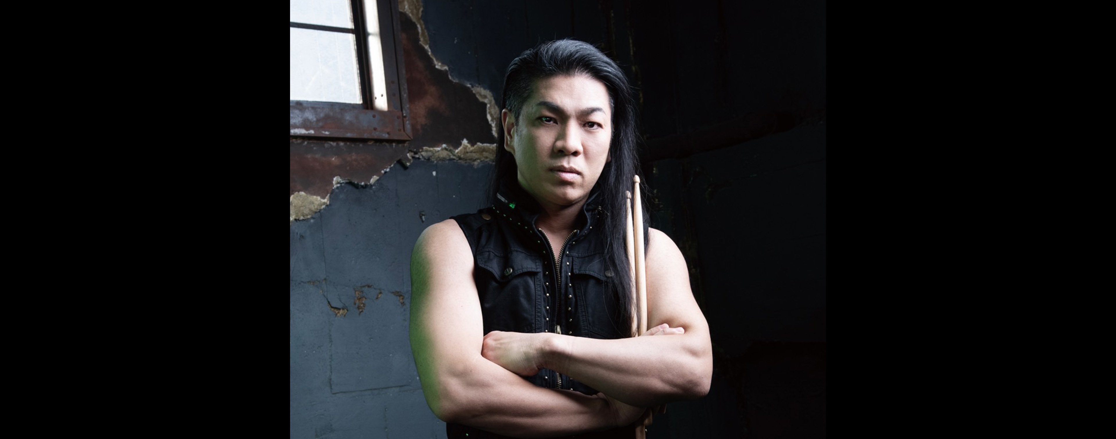 Publicity shot 2025_tamaru isamu web.jpg
