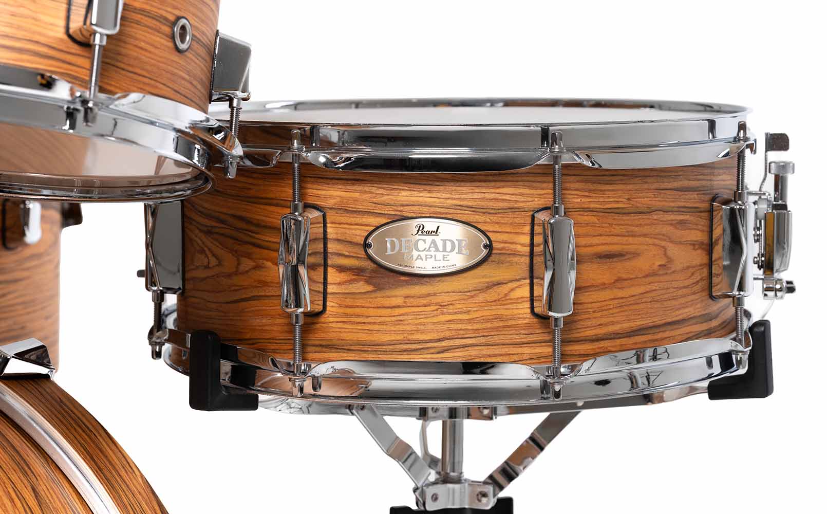 Decade Maple Artisan 876 Satin Caramel Veil