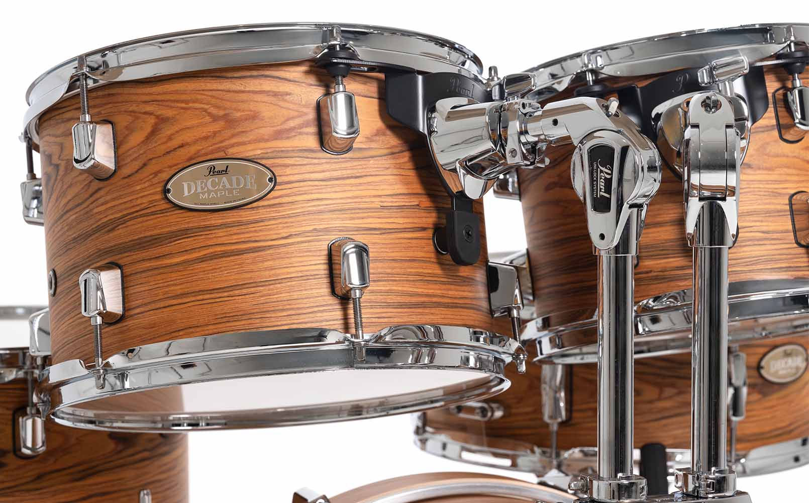 Decade Maple Artisan 876 Satin Caramel Veil
