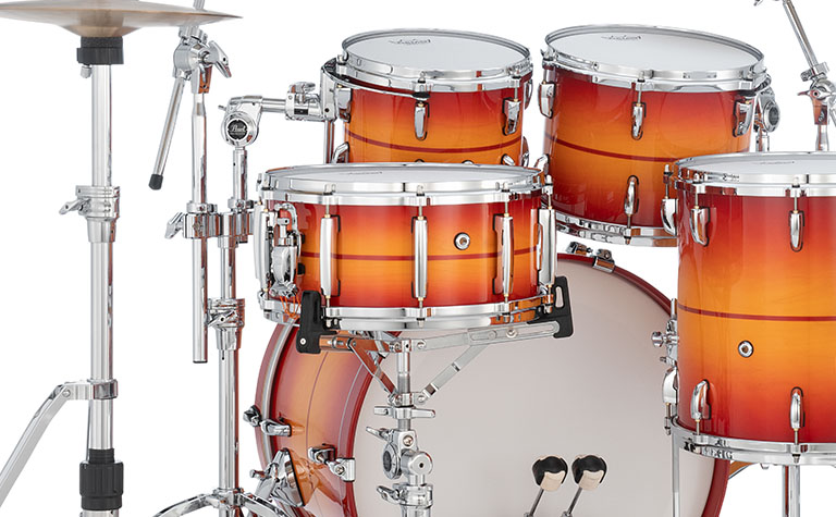 MMGC924XESPSC_Masters Maple Gum_857 Suburst Redstripe