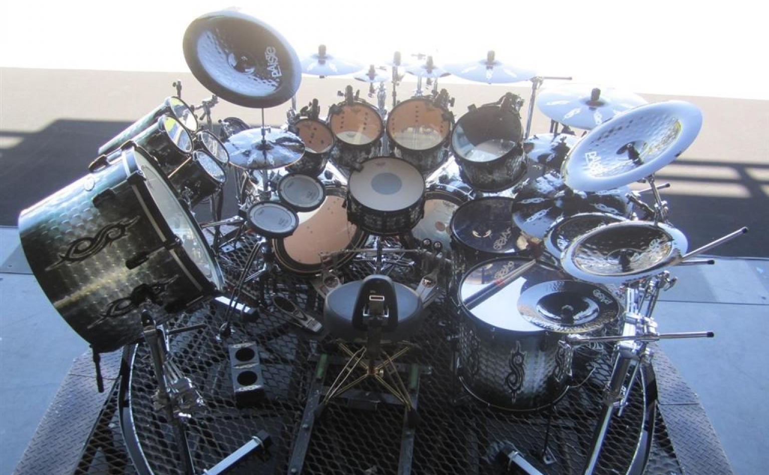 Joey Jordison Pearl Drums Official Site Joey Jordison Pearl Drums Official Site