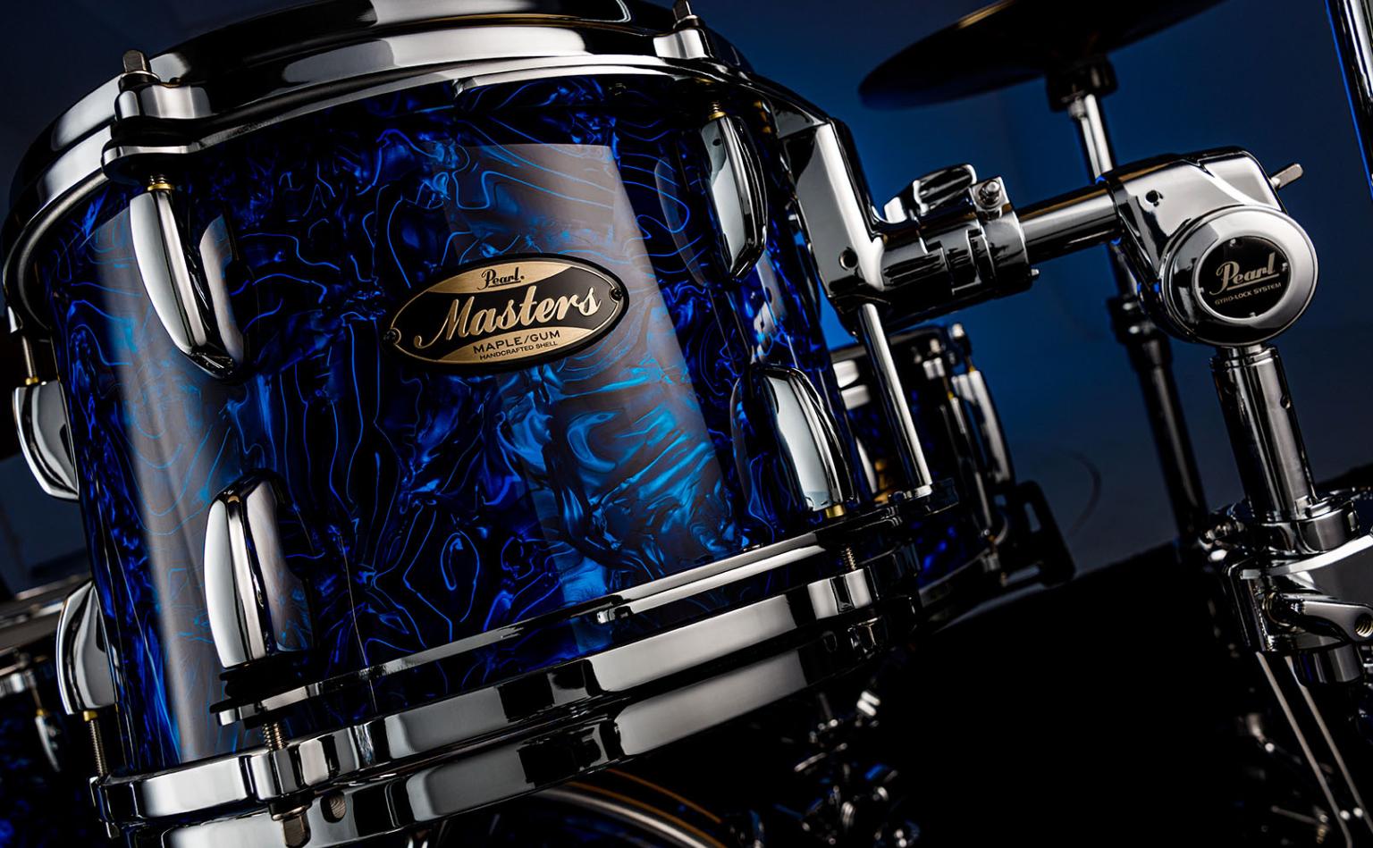 Masters Maple Gum 855 Black Oyster Swirl