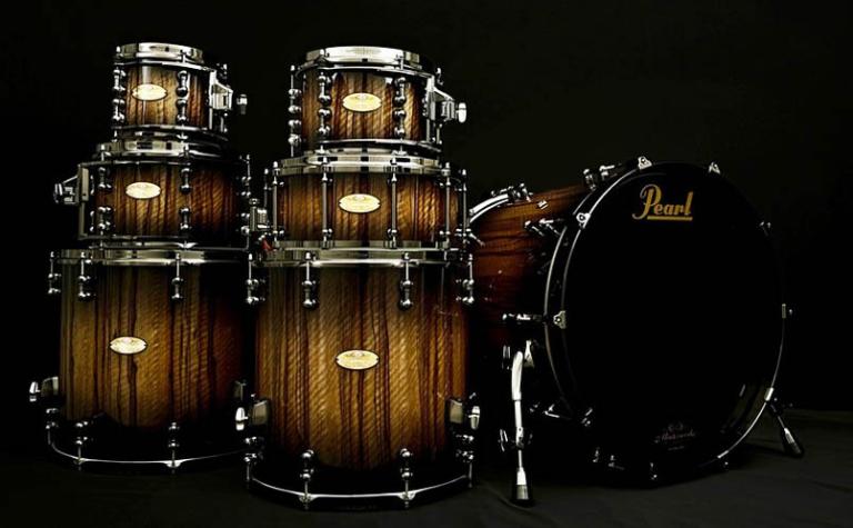 Black to Light Black Burst over Black Limba with Black Nickel Hardware