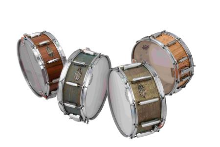 https://pearldrums.prod.acquia-sites.com/sites/default/files/styles/acret_thumbnails_145x145/public/image_folder/NEWS/2024/JP/Artisancustom/DARW1465SC%20Artisan%20Custom%20Limited%20Shell%20By%20DrumArt%20Matt%20Natural%20Rosewood.jpg?itok=yNY9kSxy