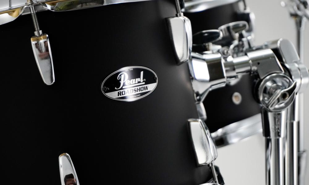RS525SCWNCN Roadshow 752 Matte Asphalt Black